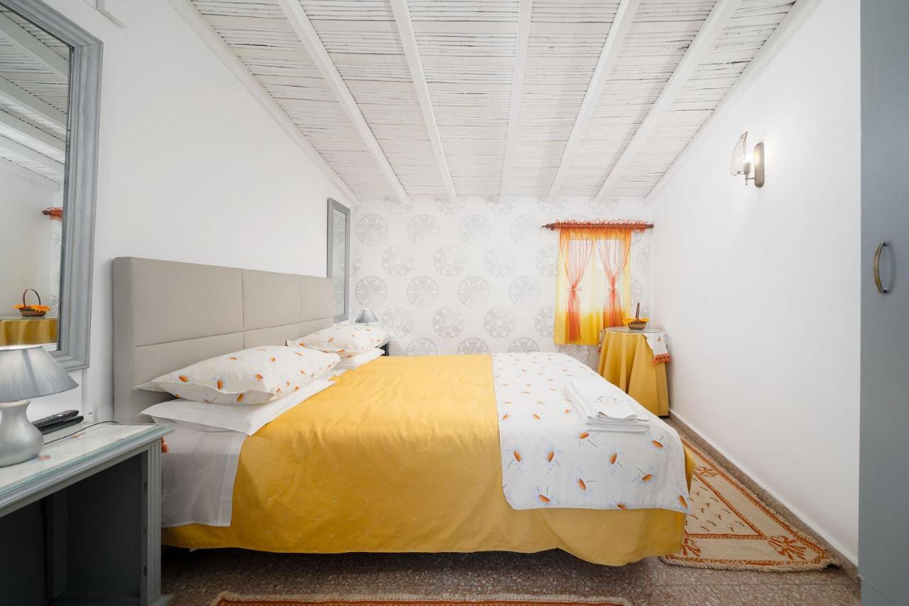 Bed and Breakfast Casa Morais Odeceixe Exterior foto