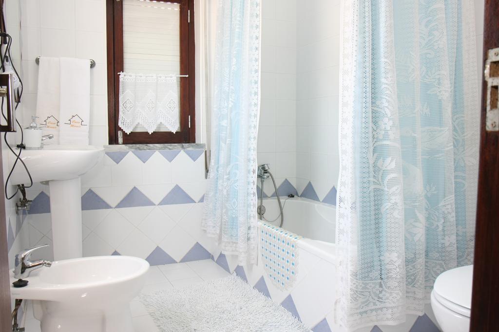 Bed and Breakfast Casa Morais Odeceixe Habitación foto